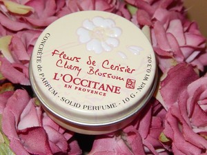 Details About Loccitane Fleurs De Cerisiercherry Blossom Solid Perfume 10g3 Oz Rare New