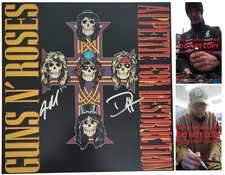 Foto firmada por Duff McKagan y Steve Adler Guns N Roses 12x12 certificado de autenticidad prueba autografiada