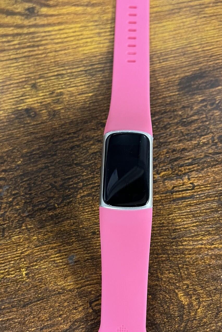 Fitbit Charge 6 Fitness Tracker with Heart Rate, GPS - NL Rose-image