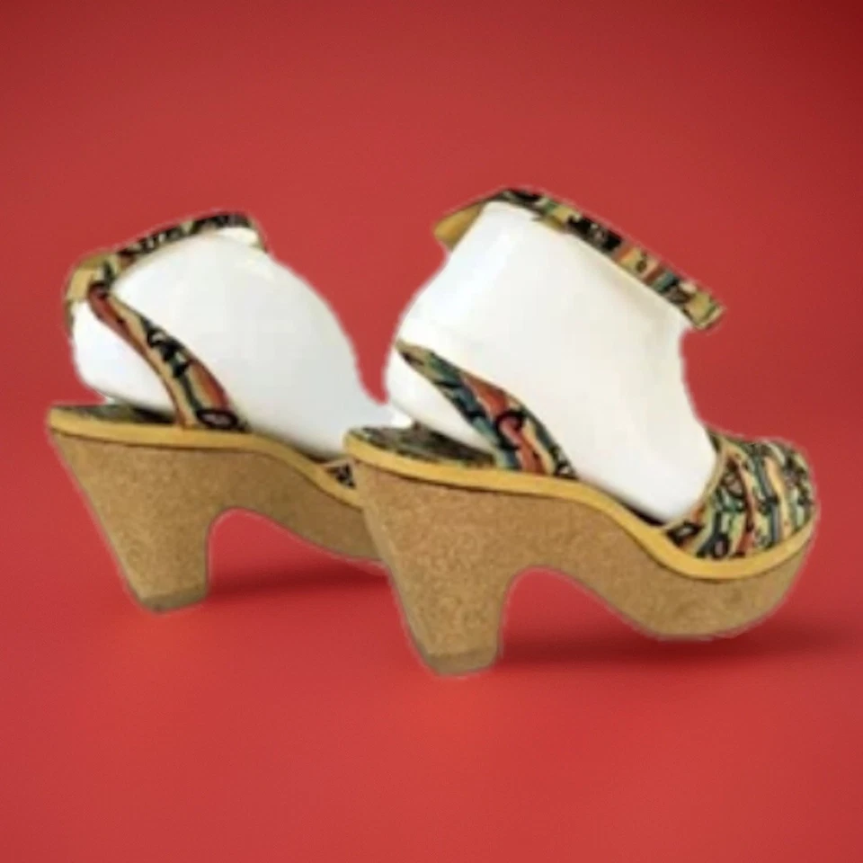 RARE Vintage 40's Cork Wedge Platform Shoes 8M Wounded Bird - Image 4 of 4