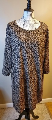 Massini Essentials 2X Leopard Print Shift Dress Pockets Plus Size Wide Body