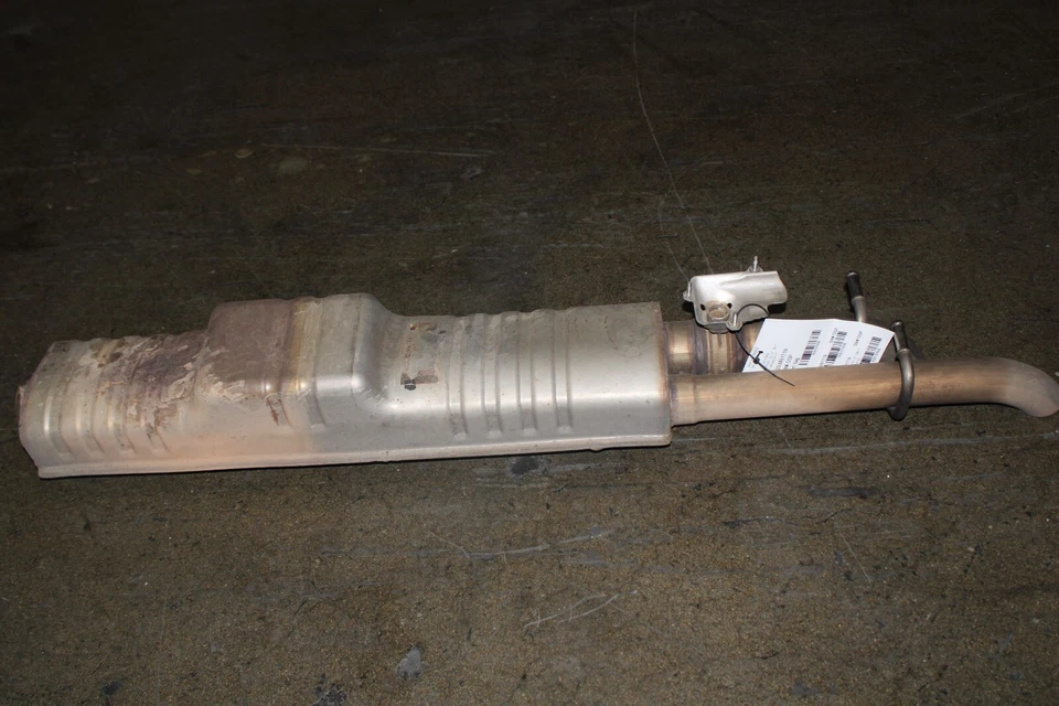 Mercedes-Benz, G550, LH, izquierda, silenciador, usado, P/N 463-490-81-01 Foto 2 de 4