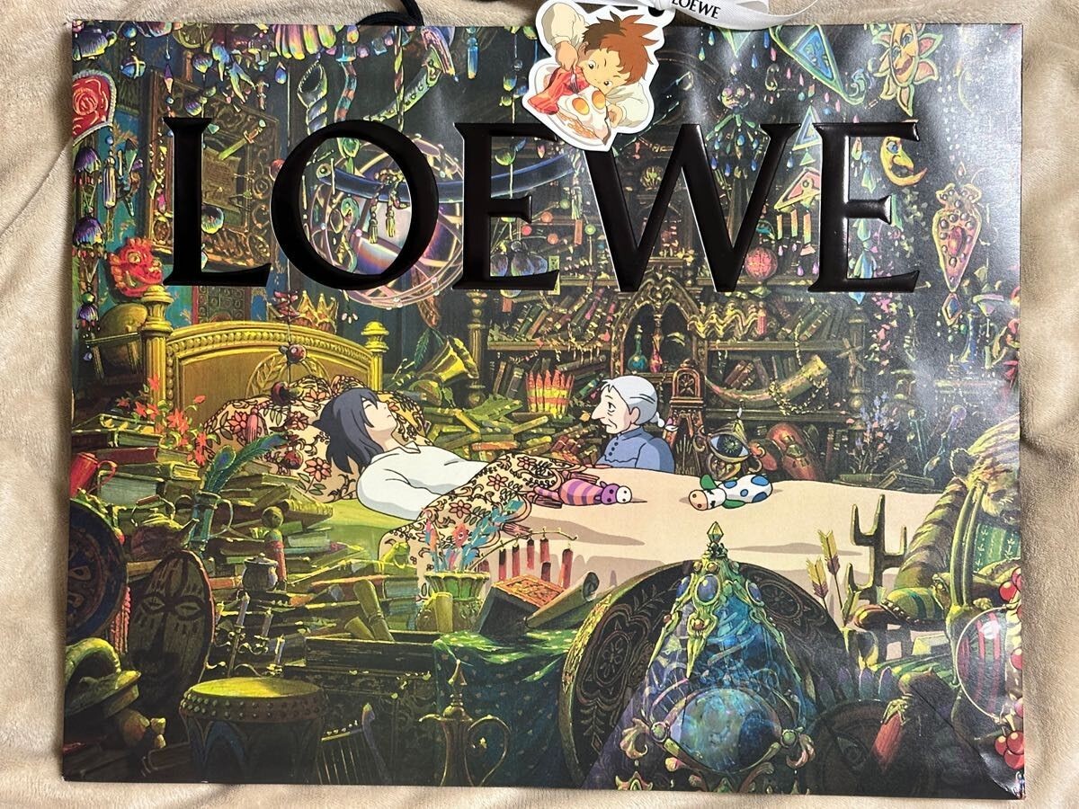 【美品】LOEWE x GHIBLI HOWL’S MOVING CASTLE Loewe x Howl's Moving Castle Paper Shopping Tote Bag Howl's
