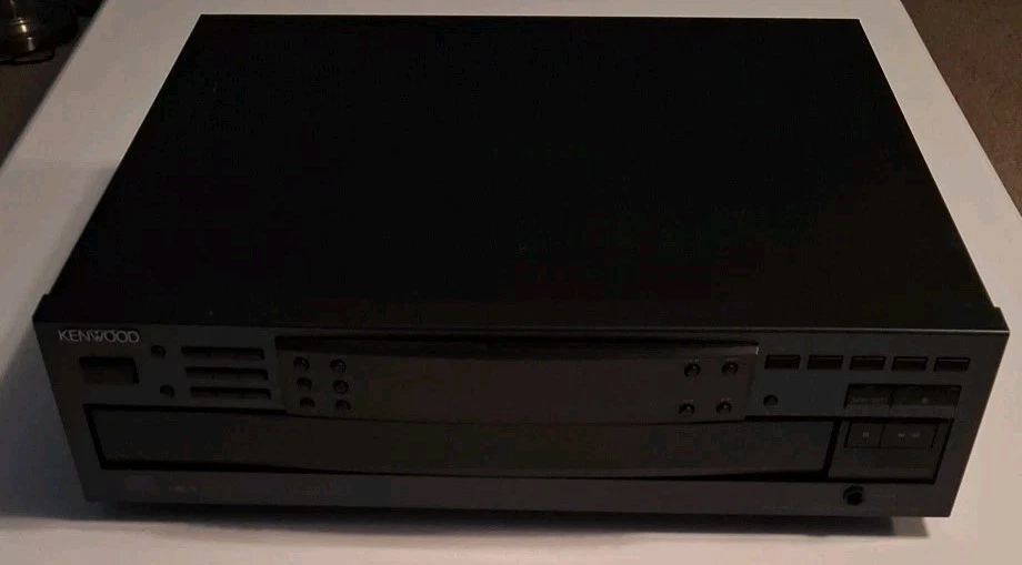 Kenwood WAV Home Audio CD Players & 5-9 CD Changer Capacity