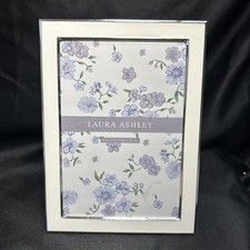 Laura Ashley 5x7 White/Silver Enamel Desk/Wall Picture Frame