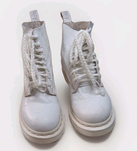 Dr Doc Marten Women's 8 Eye Combat Boot Mono White Leather Minimalist Sz 6 ๐ค - Picture 5 of 15