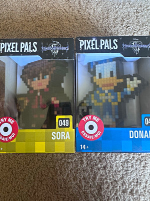PDP Pixel Pals Kingdom Hearts III Sora #049 & Donald Duck #046 Light-Up Try Me