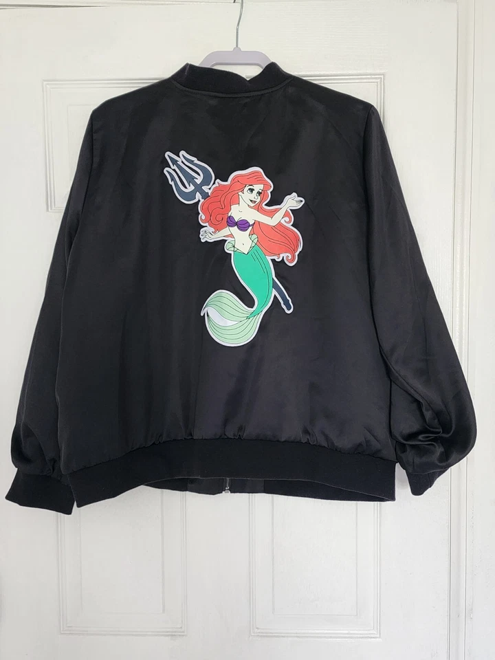 Disney Her Universe Sirenita Ariel Negro Satinado Chaqueta Bomber 1X 14/16 Foto 2 de 4