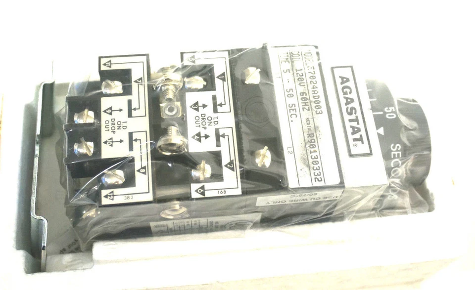 NUEVO RELÉ DE DISTRIBUCIÓN AGASTAT E7024AD003  Foto 2 de 4