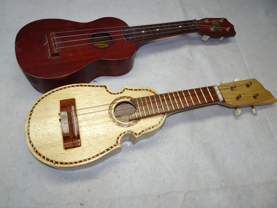 2 x Kent and Mexican Style X-2 Vintage soprano ukulele Kent - Image 4 of 4