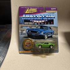 Johnny Lightning 1972 Green AMC Javelin Limited Edition Muscle Cars USA