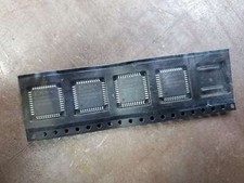 Lot of 4 XILINX XC2C64A