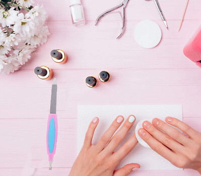 Il Pedicure Ha Fissato Consistere Delle Calce, Dispositivo Di Rimozione Della Cuticola Smalto Ciotola Con Dello Cotone Dita Del 146029200 - Foto 10