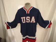 Official Vintage USA Hockey Jersey  4 Size: Large
