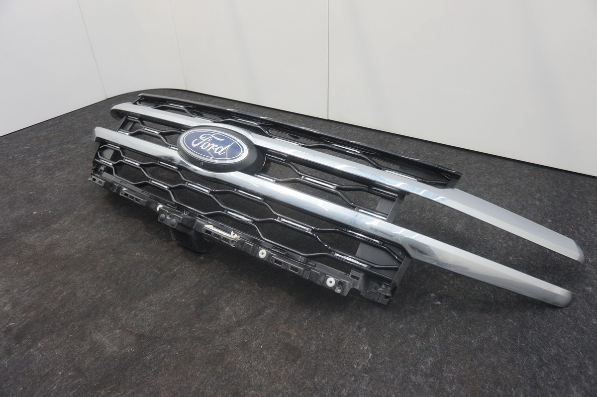 Front Bumper Complete Grille NL1Z99022A68CAPTM Ford Expedition