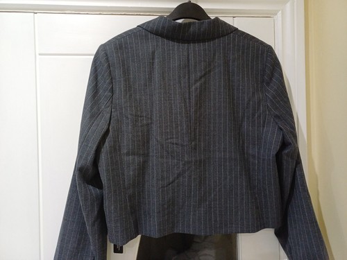 M&S AUTOGRAPH Wool Blend Pinstripe Cropped Blazer UK SIZE 14 SLATE - Picture 9 of 13