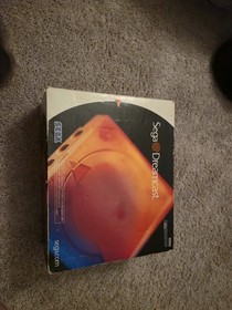 SEGA Dreamcast w/ 2 Controllers, Memory Card, HYPER PAK, Capcom Vs Marvel, RCA