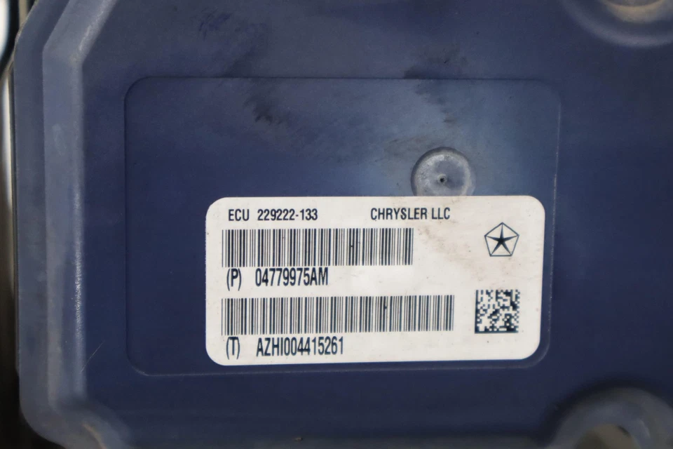 Bomba/módulo ABS Jeep Grand Cherokee SRT8 13-14 con crucero adaptativo 04779975AM Foto 2 de 4