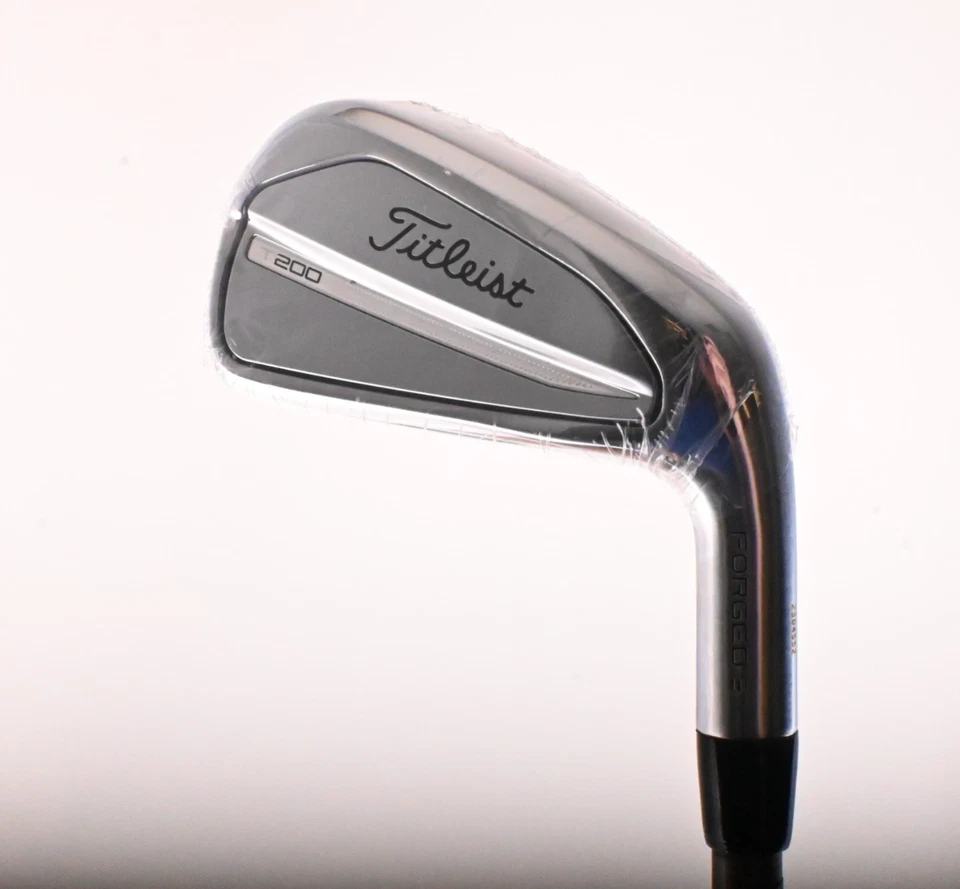 2023 Titleist T200 5 Eisen mit Steelfiber i80cw R-Flex RH *NEUWERTIG*