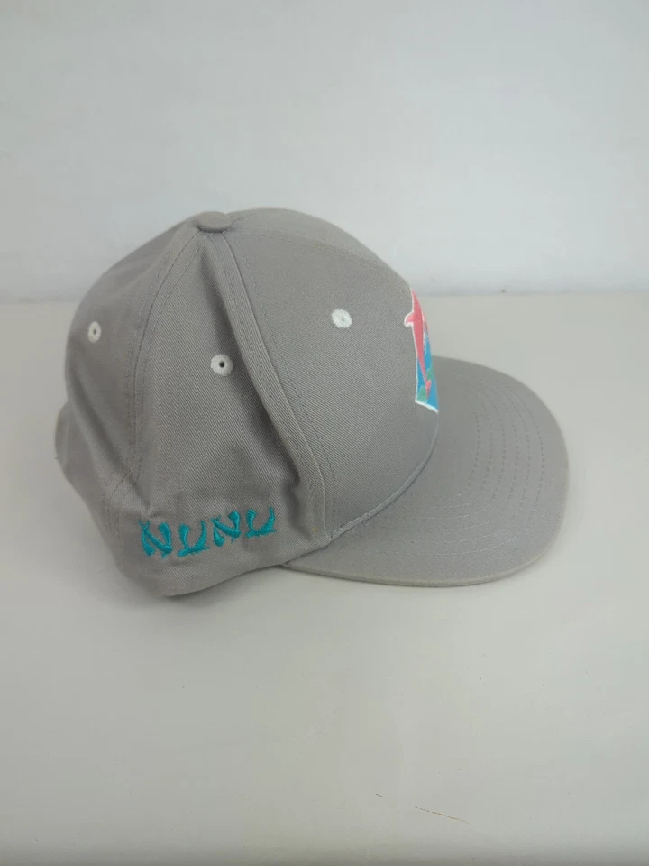 Rosa + Delfín "NuNu" Gris Sombrero Gorra de Pelota Snapback Dolphin Wave Logo  Foto 2 de 4
