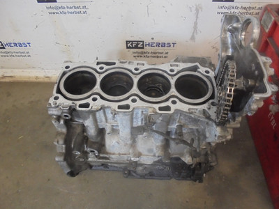 Toyota Corolla Verso ZZE12 Motorblock  2.2 D-4D 100kW 2AD-FTV 134424
