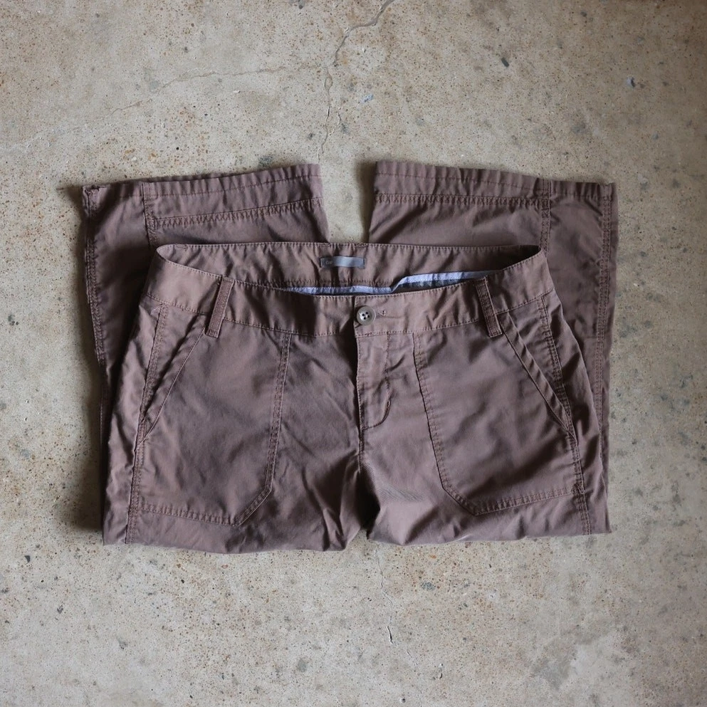 Vintage Y2K GAP Brown Utility Capri Pants Size 10