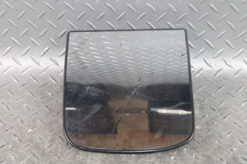 03-06 Sierra *DMG* Passenger Side Right RH Upper Towing Door Mirror Glass *ONLY*