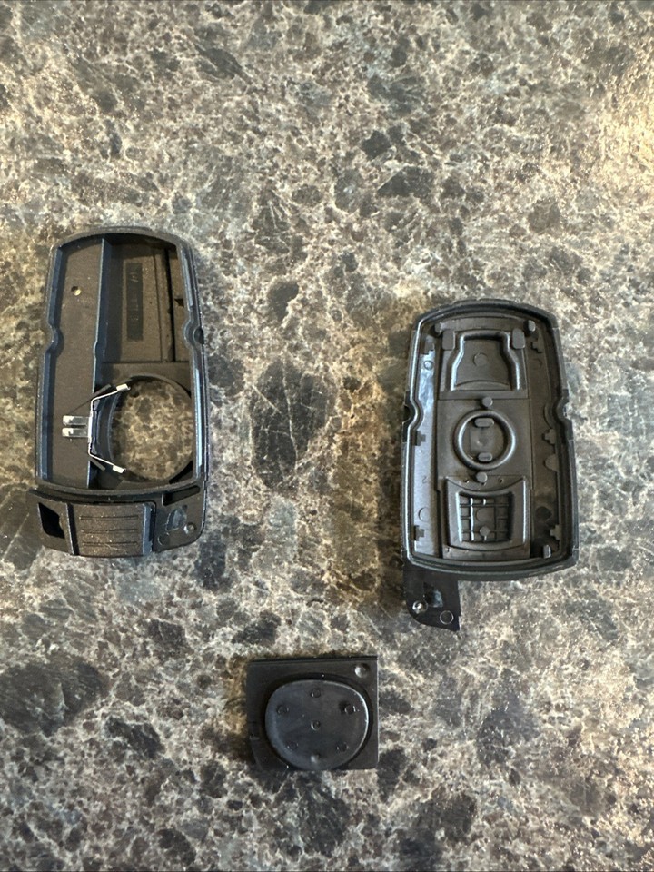 For BMW Smart Key Case For 1 3 5 6 Series E90 E91 E92 E60 E70 E71 E72 E82 E87 E88 E89 Remote Car Key Shell Cover 3 Button I.985050712 For BMW Smart Key Case For 1 3 5 6 Series E90 E91 E92 E60 E70 E71 E72 E82 E87 E88 E89 Remote Car Key Shell Cover 3 Button I.985050712