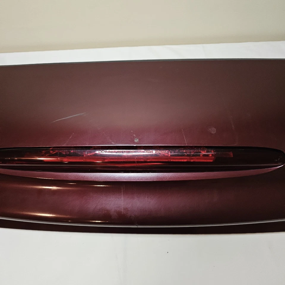 Chevrolet Trailblazer EXT 2003-2006 tercera luz de freno alerón rojo Foto 2 de 4