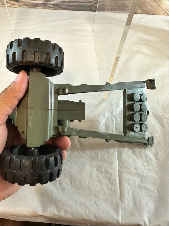 Vintage Marx Lumar Green Howitzer Firing Cannon Special Forces Plastic Toy - Image 2 of 4