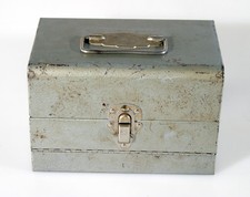 LOGAN DELUXE 8MM FILM CHEST