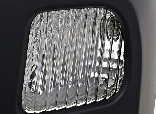 For 2002-2004 Nissan Xterra Headlight Halogen Driver Side - Picture 3 of 9