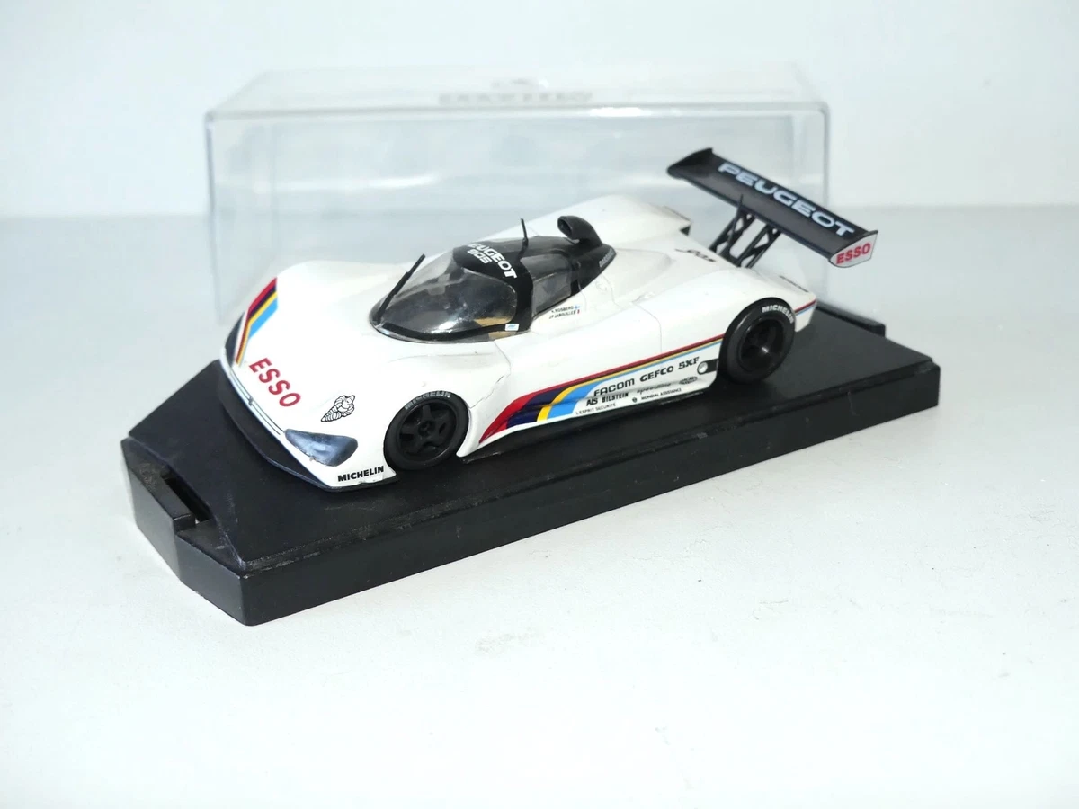 NOREV PEUGEOT 905 Evo 1B Vainqueur 24H LeMans 1993 1:18 Voiture