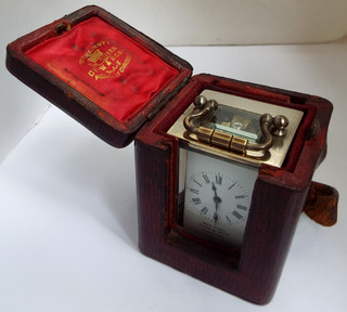 HERMOSO RELOJ DE CARRO DE VIAJE PEQUEÑO FUNCIONANDO ANTIGUO c1895 LATÓN PLATEADO CON ESTUCHE