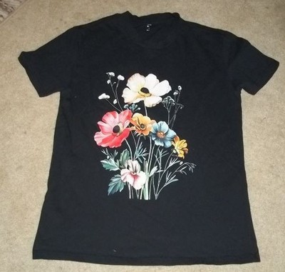 New Women's size L Black  Flower  T-Shirt Top by  PFR New York