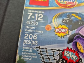 LEGO DC Super Hero Girls Batgirl Batjet Chase (41230)