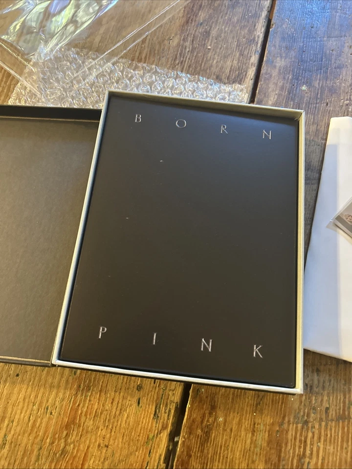 BLACKPINK 2nd Album BORN PINK Box Set BLACK ver. 2022 Interscope Records - Image 3 of 4