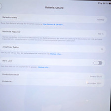 Apple iPad 11 Zoll 128 GB Wi‑Fi Tablet Blau inkl. Tastaturhülle