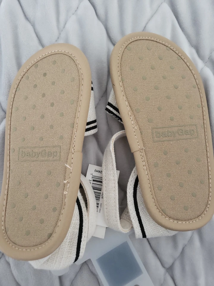 Alpargatas bebé hueco bronceado y negro sandalia niño 18-24 MOS Foto 3 de 3