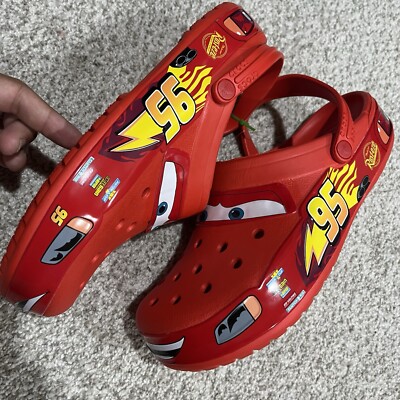 CROCS Lightning McQueen Shoes M8/W10 Classic Clogs Pixar Cars