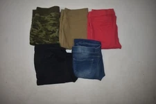 Wholesale Bulk Lot of 5 Juniors Size Medium 7 9 Casual Mix Brand Pants Bottoms