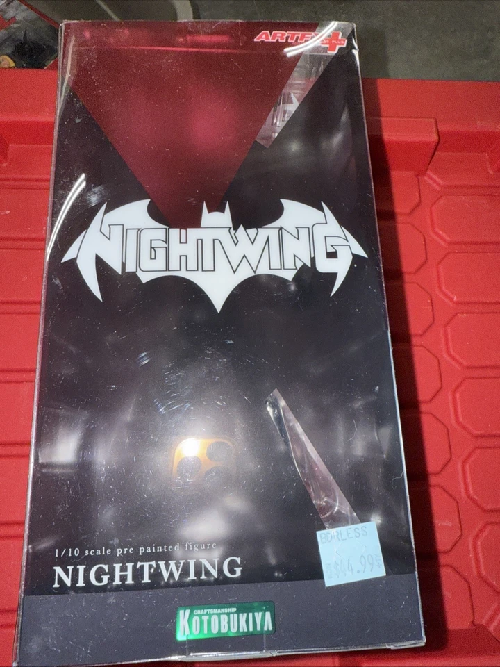 Kotobukiya - Nightwing ArtFX+ 1/10 Scale Statue - DC Comics - NEW & MIB - Image 4 of 4