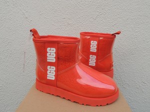 ugg mini lava flow