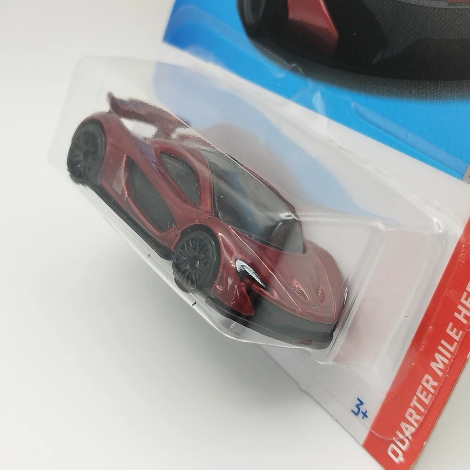 Hot Wheels McLaren P1 - 2024 Rouge - 1:64 Quarter Mile Heroes 1/5 USA - Neuf - Photo 4/4