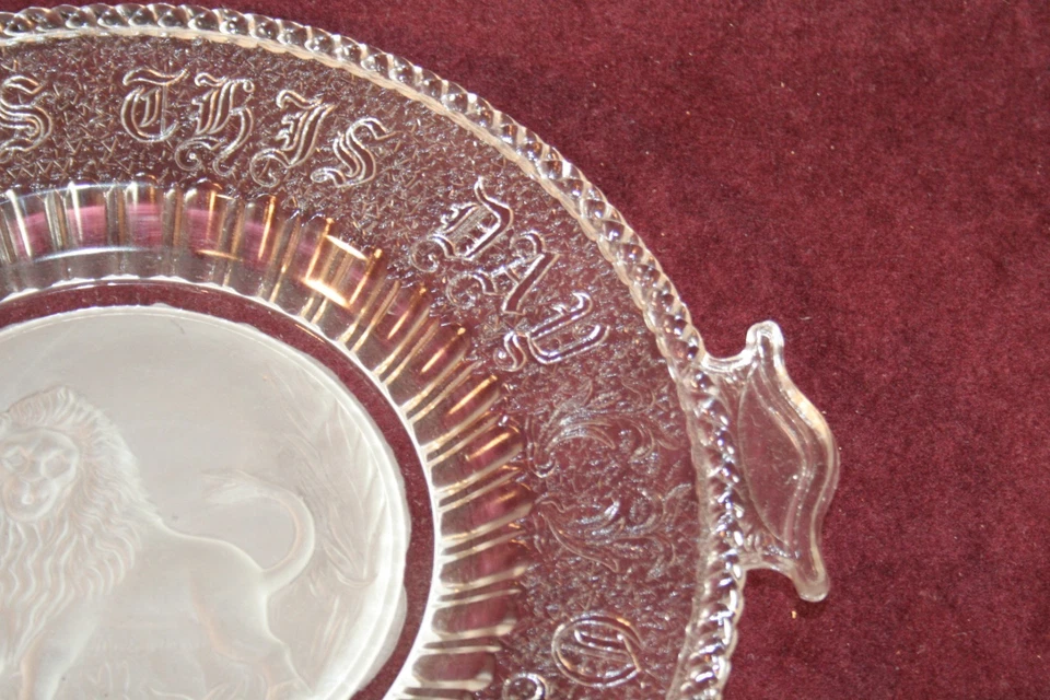 Gillinder & Sons EAPG "Give Us This Day Our Daily Bread" Frosted Lion Plate - Image 3 of 4