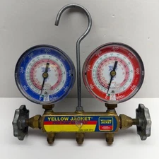 Yellow Jacket Manifold Gauge Set 2-Valve ( DATE CODE 2011 ) - Older Model USED