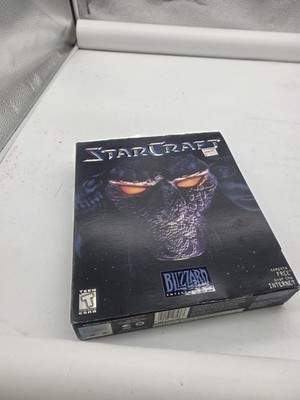 StarCraft PC CD 1998 Box w/Manual, Reference card, inserts - great condition