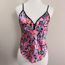 Victoria's Secret Vintage Gold Label 100 Silk Floral Camisole Top Pink Small