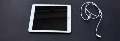 Apple iPad (6th generation) · 32GB · Wi-Fi