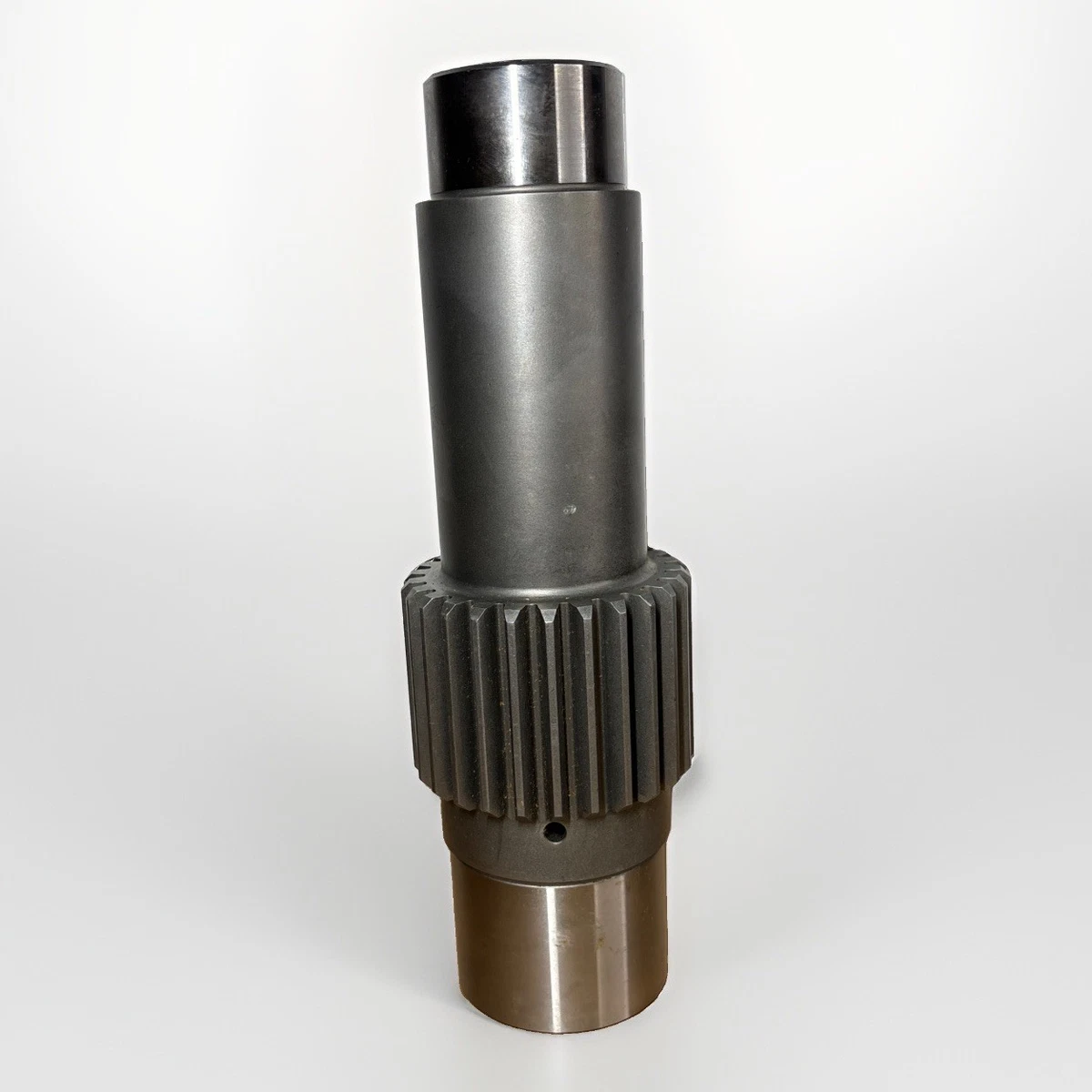 Eje de engrane piñón de entrada Atlas Copco 2657170110 original Epiroc OEM, minería foto 1
